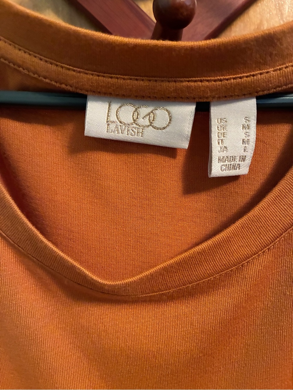 Lavish Men’s Short Sleeve Crew Neck Shirt in Burnt Orange